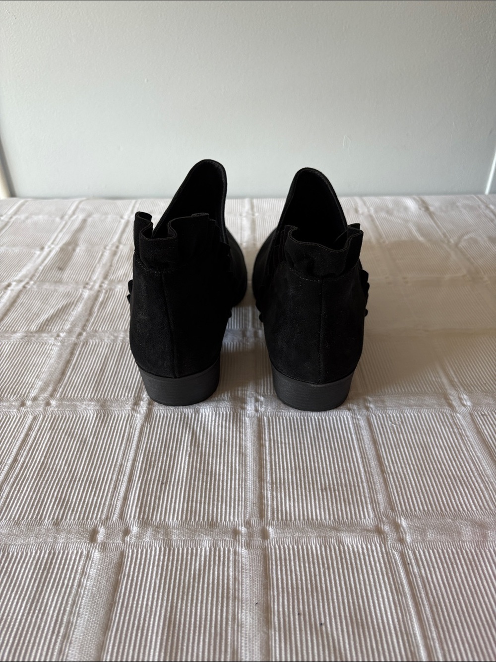 Lane Bryant Black Ruffle Faux Suede Ankle Boots 10W - Picture 4 of 7